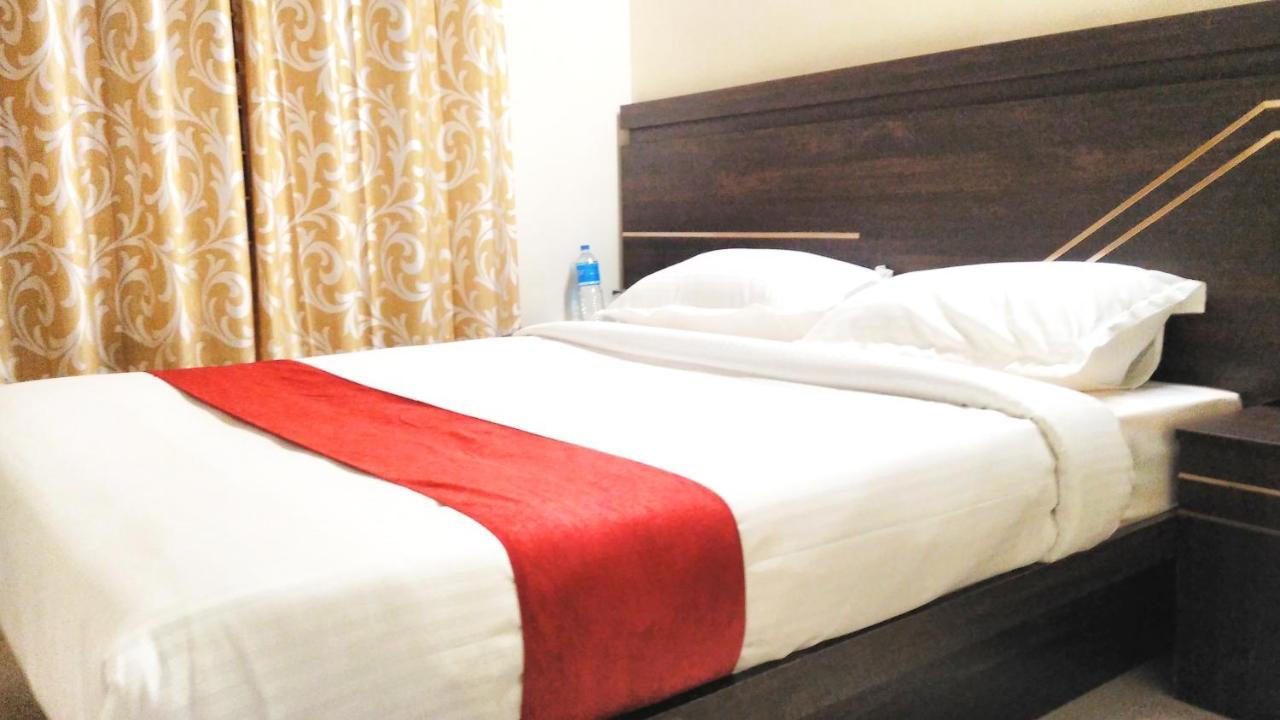 Leeland Munnar Bed & Breakfast Exterior photo
