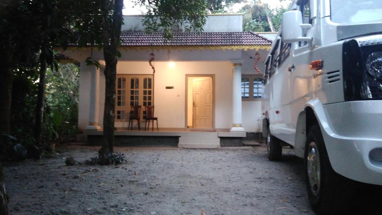 Leeland Munnar Bed & Breakfast Exterior photo